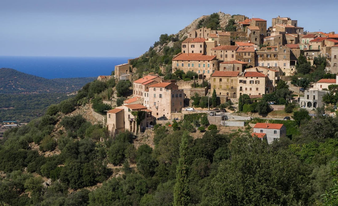 Un road trip en moto en Corse, ça vous tente ?